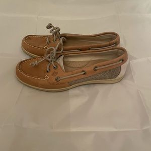 Very nice. Color is Linen Oat